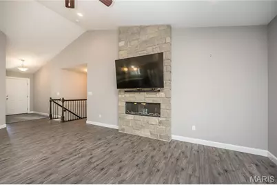 717 Ramblewood Circle, Wentzville, MO 63385 - Photo 8