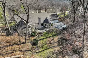 9515 Country Club Green, Saint Louis, MO 63127 - Photo 8