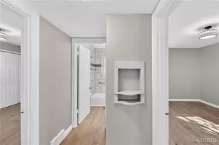 1051 North and South Rd, Saint Louis, MO 63130 - Photo 12