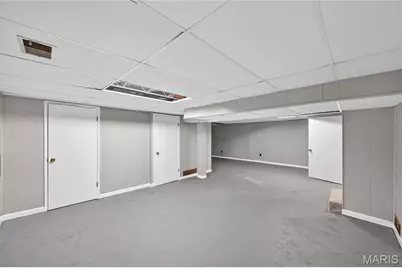 1051 North and South Road, Saint Louis, MO 63130 - Photo 20