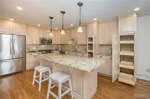 14924 Manor Lake Dr, Chesterfield, MO 63017 - Photo 20