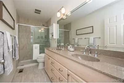 14924 Manor Lake Drive, Chesterfield, MO 63017 - Photo 32