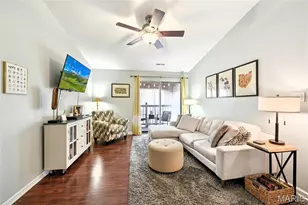 1923 Marine Terrace Dr, Saint Louis, MO 63146 - Photo 4