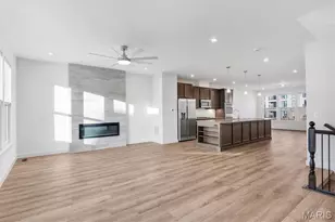 306 Indigo Ct, Chesterfield, MO 63005 - Photo 14