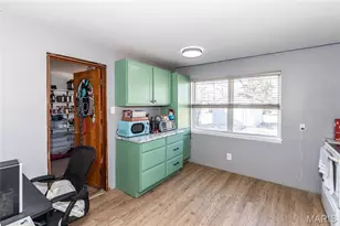 447 June Dr, Arnold, MO 63010 - Photo 8