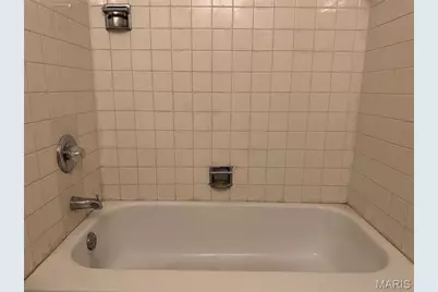 9925 Bunker Hill Drive #F, Saint Louis, MO 63123 - Photo 8