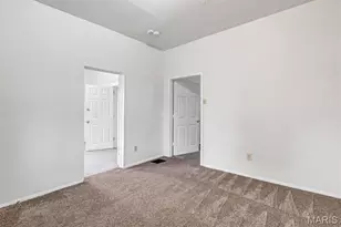 6835 Etzel Ave, University City, MO 63130 - Photo 4