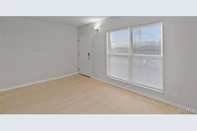 5225 Southwest Avenue, Saint Louis, MO 63139 - Photo 4