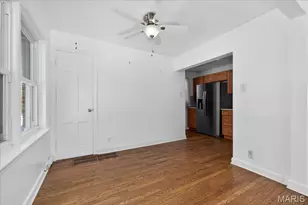 7449 Trenton Ave, University City, MO 63130 - Photo 6