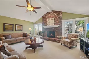 1047 Camargo Dr, Ballwin, MO 63011 - Photo 10