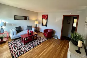 7 St Thomas Ct, Florissant, MO 63031 - Photo 1