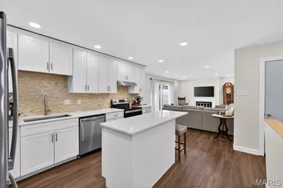 910 Dickson Street, Saint Louis, MO 63122 - Photo 14