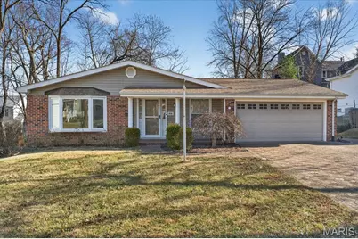 910 Dickson Street, Saint Louis, MO 63122 - Photo 1