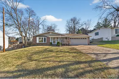 910 Dickson Street, Saint Louis, MO 63122 - Photo 2