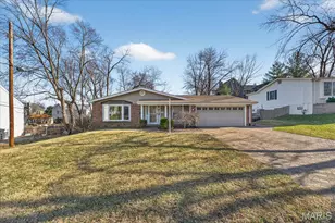 910 Dickson St, Saint Louis, MO 63122 - Photo 2