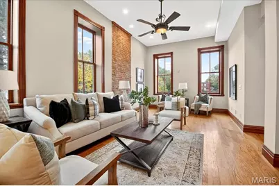 2307 Sidney, Saint Louis, MO 63104 - Photo 8