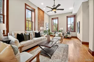 2307 Sidney, Saint Louis, MO 63104 - Photo 8