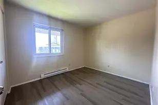 7609 Hazelcrest Dr, Hazelwood, MO 63042 - Photo 18