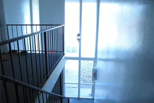 7609 Hazelcrest Dr, Hazelwood, MO 63042 - Photo 16