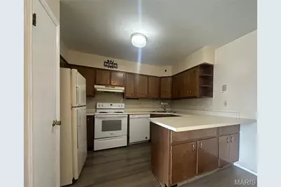 7609 Hazelcrest Drive #G, Hazelwood, MO 63042 - Photo 10