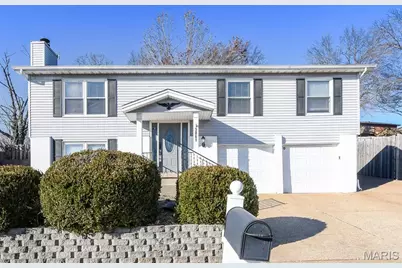 5861 Falcon View Lane, Saint Louis, MO 63129 - Photo 2