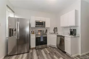 4992 Botanical Ave, Saint Louis, MO 63110 - Photo 10