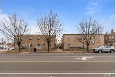 3752 Chippewa Street, Saint Louis, MO 63116 - Photo 1