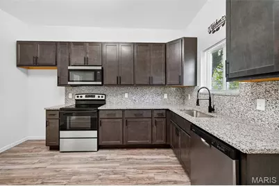 136 W Etta Avenue, Saint Louis, MO 63125 - Photo 14