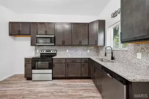 136 W Etta Ave, Saint Louis, MO 63125 - Photo 14