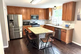 4943 Country Club Dr, Unincorporated, MO 63049 - Photo 6