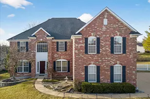 445 Whitestone Farm Dr, Chesterfield, MO 63017 - Photo 4