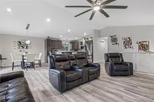 3968 Royal Estates Dr, Saint Louis, MO 63129 - Photo 16