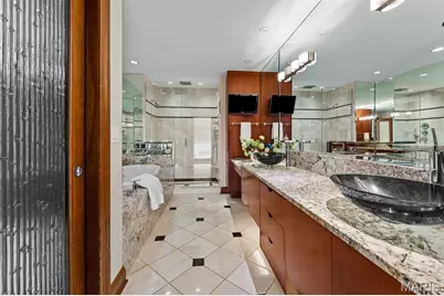 232 N Kingshighway Boulevard #1903, Saint Louis, MO 63108 - Photo 16