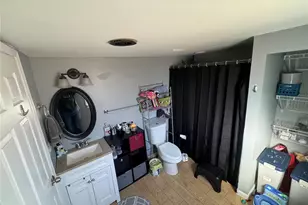 110 N Sanderson Ave, Elsberry, MO 63343 - Photo 18