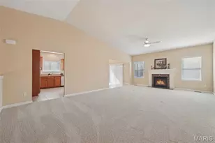 1701 Ridgemont Ct, Chesterfield, MO 63146 - Photo 6