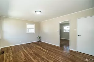 11352 Revere Ln, Saint Louis, MO 63128 - Photo 6