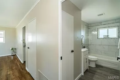11352 Revere Lane, Saint Louis, MO 63128 - Photo 16