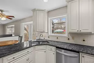 973 Oakwood Farms Ln, Ballwin, MO 63021 - Photo 20