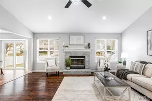 104 Eric Craig Ct, Saint Peters, MO 63376 - Photo 8