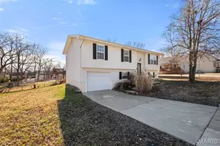 500 Pitman Ave, Wentzville, MO 63385 - Photo 2