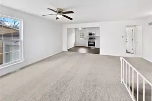 6 S Boxwood Ln, O'Fallon, MO 63366 - Photo 6