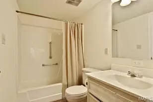 1410 Heritage Landing, Saint Charles, MO 63303 - Photo 4