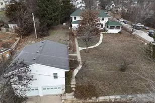 611 N Section St, Hannibal, MO 63401 - Photo 4