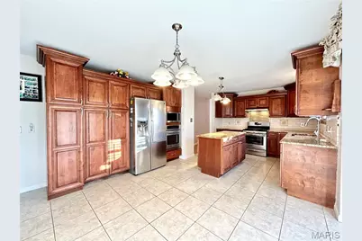 7690 Fine Oaks, Saint Louis, MO 63129 - Photo 6