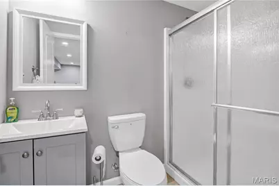 11128 Fort Samuel Drive, Bridgeton, MO 63044 - Photo 16