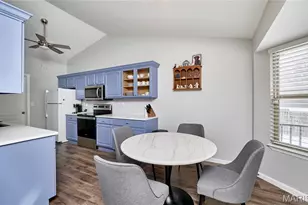 50 Village Cir Dr, Winfield, MO 63389 - Photo 10