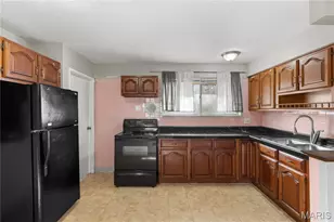 1158 Reale Ave, Saint Louis, MO 63138 - Photo 6