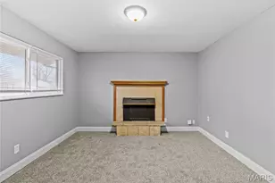 2265 Grants Pkwy, Florissant, MO 63031 - Photo 2