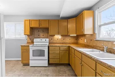 2265 Grants Parkway, Florissant, MO 63031 - Photo 6