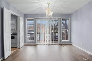 4278 Chateau De Ville, Saint Louis, MO 63129 - Photo 4